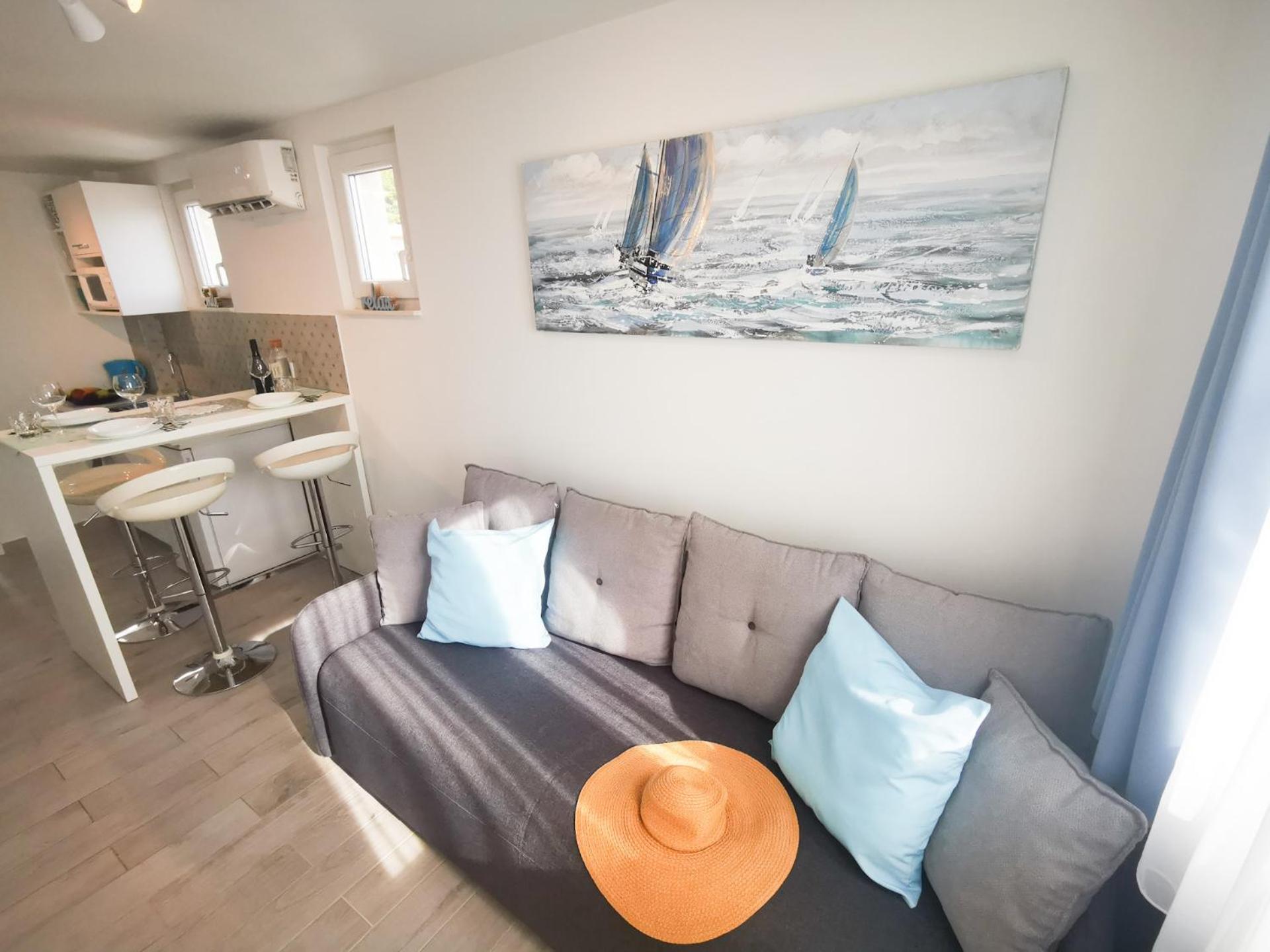 Rita Apartments - Sea-View Apartment 2Plus1 Tucepi Bagian luar foto